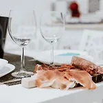 Bed and Breakfast Biancomora